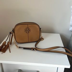 Tory Burch McGraw Camera Crossbody Bag. Perfect Condition! Used only few times!